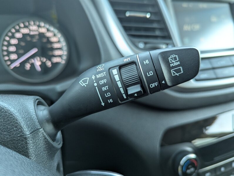 2018 Hyundai TUCSON SE - Photo 19 - Calgary, AB T2B 2Y9