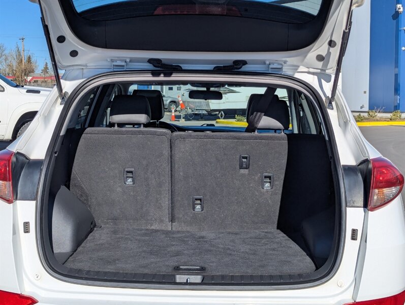 2018 Hyundai TUCSON SE - Photo 38 - Calgary, AB T2B 2Y9