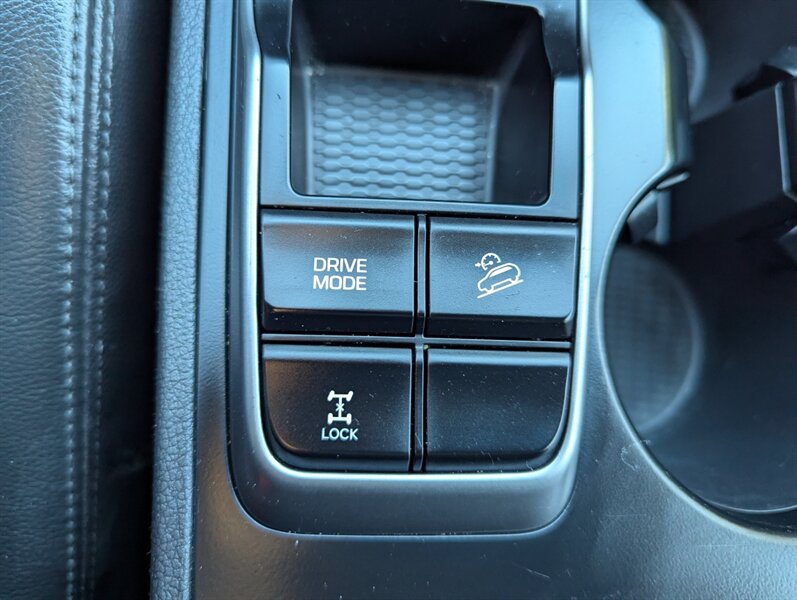 2018 Hyundai TUCSON SE - Photo 27 - Calgary, AB T2B 2Y9