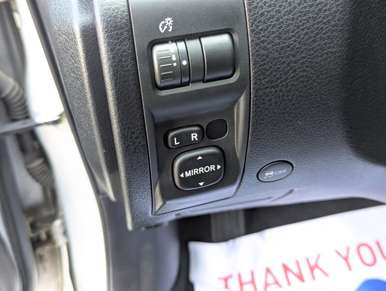 2011 Subaru Impreza 2.5i Premium - Photo 11 - Calgary, AB T2B 2Y9