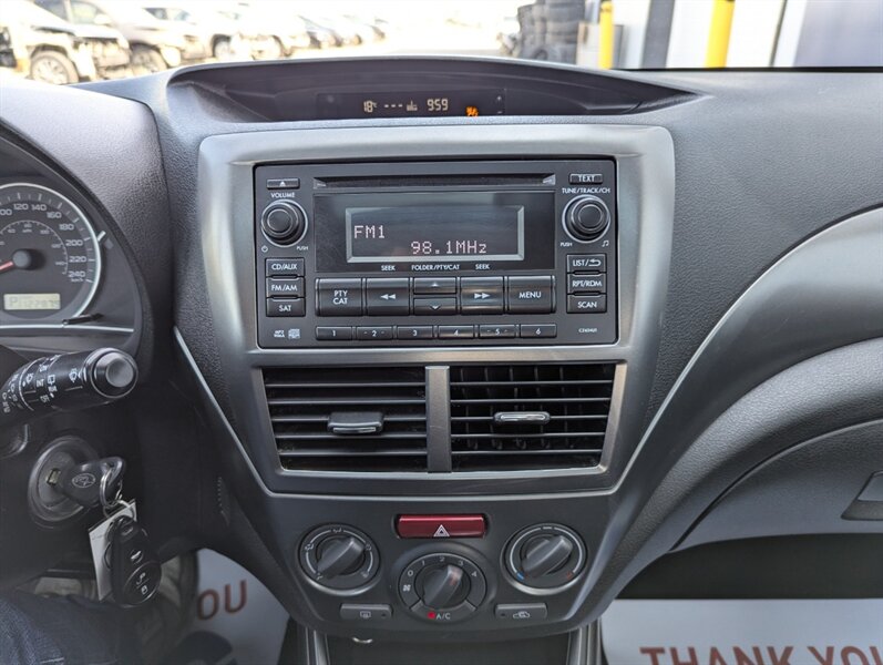 2011 Subaru Impreza 2.5i Premium - Photo 21 - Calgary, AB T2B 2Y9