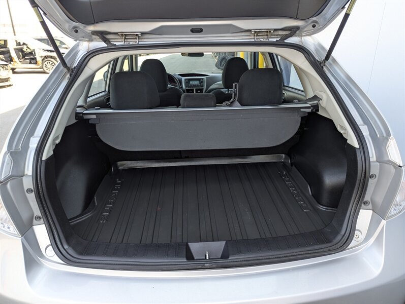 2011 Subaru Impreza 2.5i Premium - Photo 34 - Calgary, AB T2B 2Y9