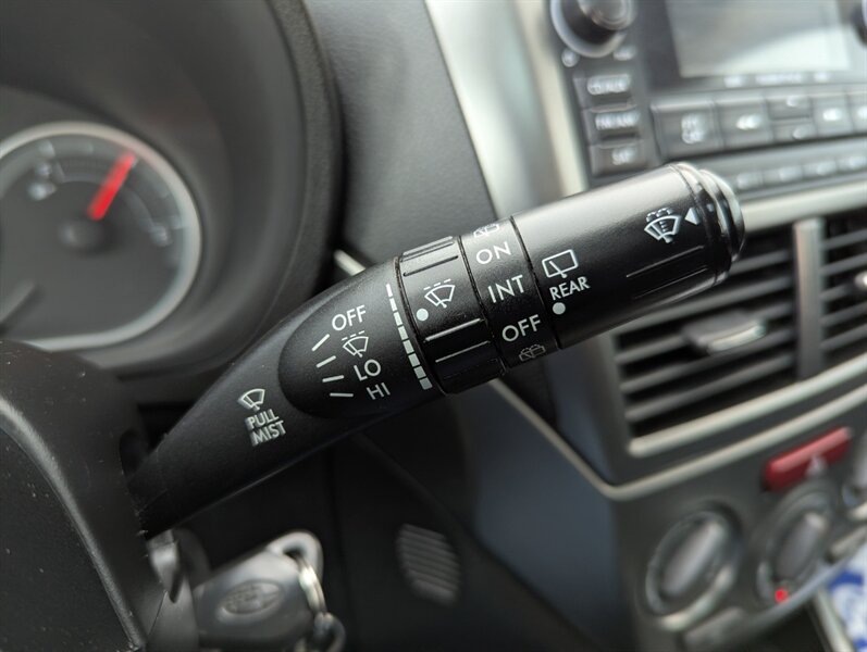 2011 Subaru Impreza 2.5i Premium - Photo 20 - Calgary, AB T2B 2Y9
