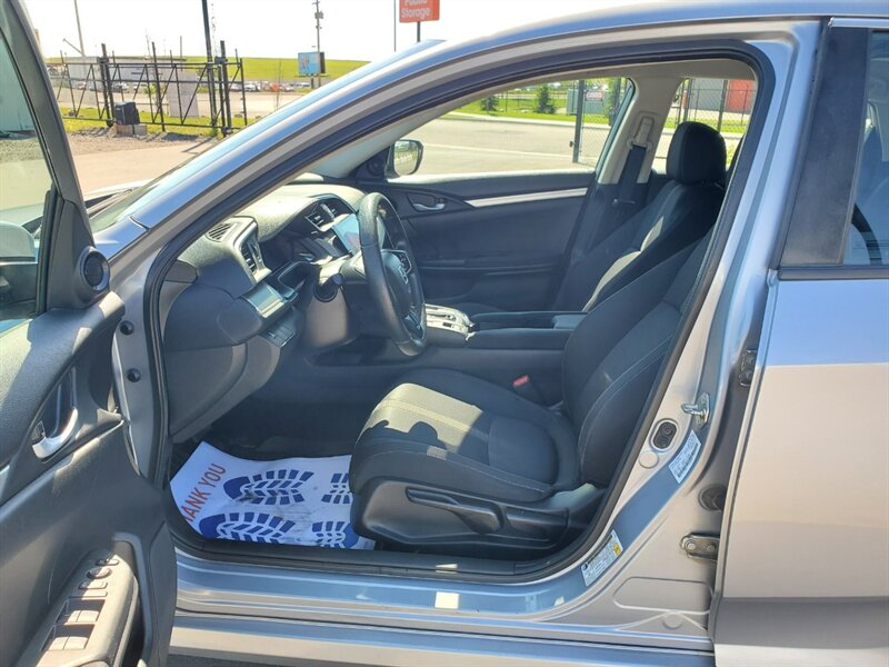 2017 Honda Civic LX - Photo 9 - Calgary, AB T2B 2Y9