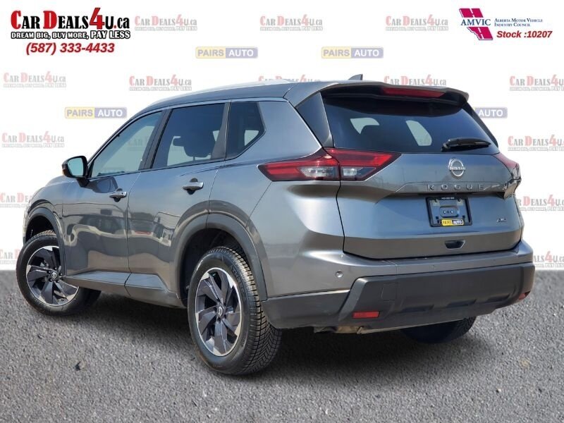 2025 Nissan Rogue SV - Photo 3 - Calgary, AB T2B 2Y9