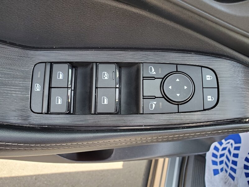 2025 Nissan Rogue SV - Photo 9 - Calgary, AB T2B 2Y9