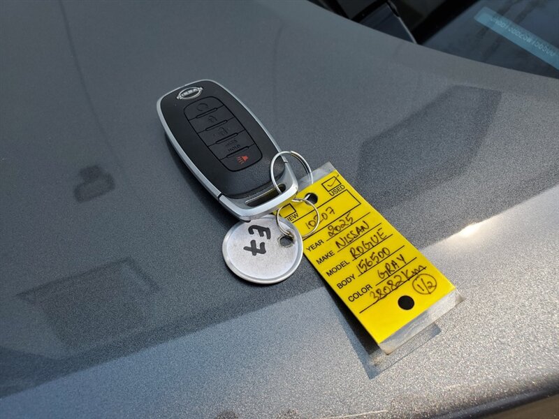 2025 Nissan Rogue SV - Photo 42 - Calgary, AB T2B 2Y9