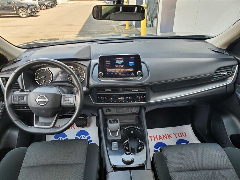 2025 Nissan Rogue SV - Photo 34 - Calgary, AB T2B 2Y9