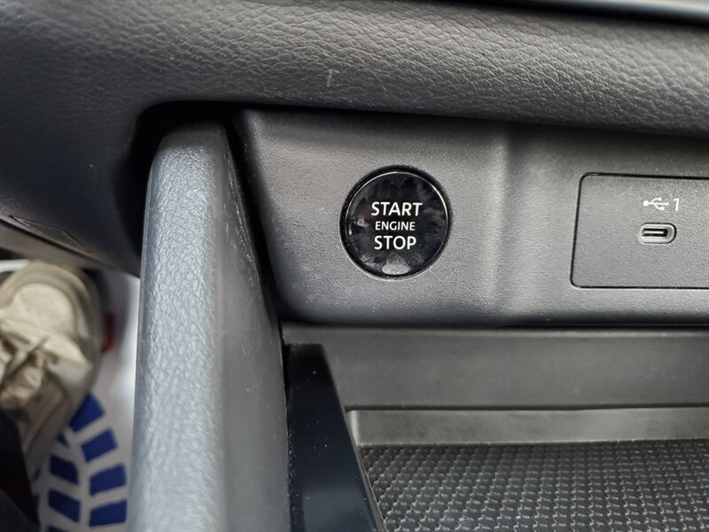 2025 Nissan Rogue SV - Photo 24 - Calgary, AB T2B 2Y9