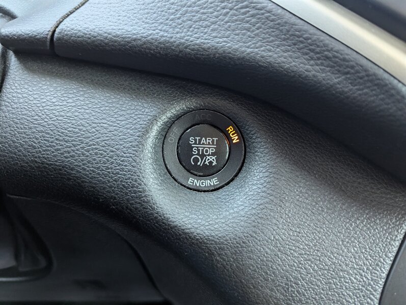 2015 Jeep Cherokee Trailhawk   - Photo 21 - Calgary, AB T2B 2Y9