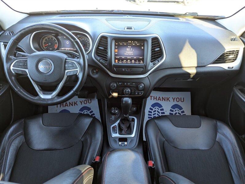 2015 Jeep Cherokee Trailhawk   - Photo 37 - Calgary, AB T2B 2Y9