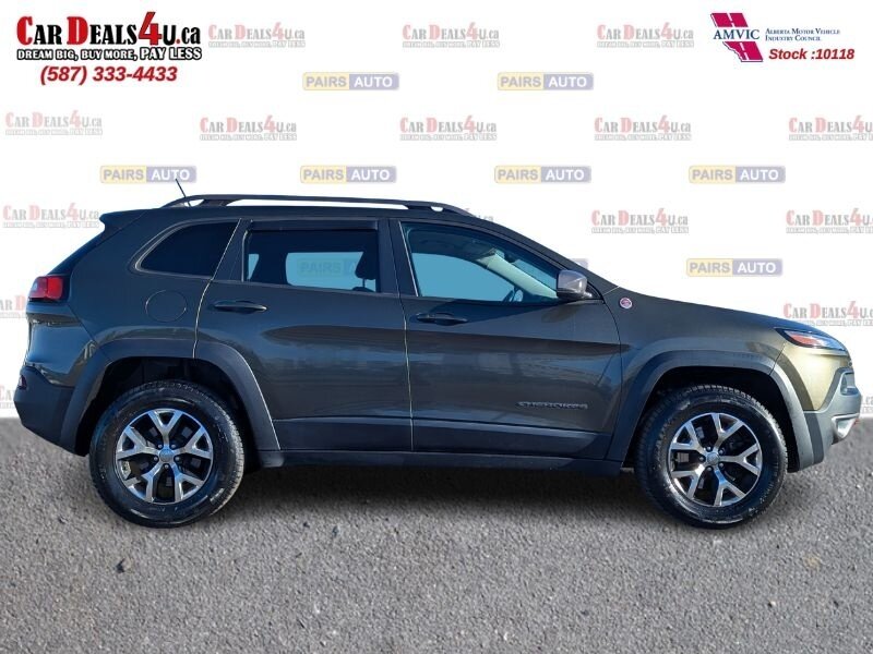 2015 Jeep Cherokee Trailhawk   - Photo 5 - Calgary, AB T2B 2Y9