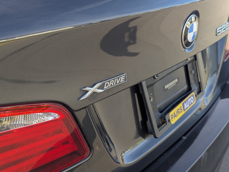 2013 BMW 528i xDrive - Photo 40 - Calgary, AB T2B 2Y9