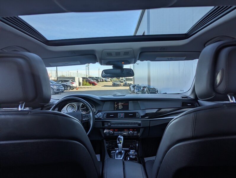 2013 BMW 528i xDrive - Photo 33 - Calgary, AB T2B 2Y9
