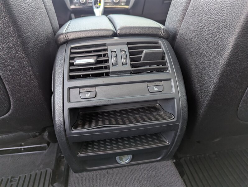2013 BMW 528i xDrive - Photo 32 - Calgary, AB T2B 2Y9