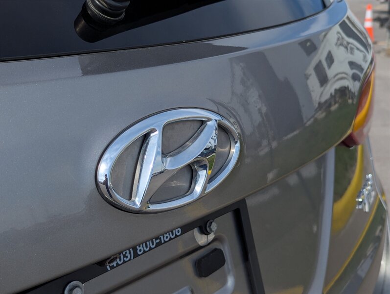 2018 Hyundai SANTA FE Sport 2.4L - Photo 40 - Calgary, AB T2B 2Y9