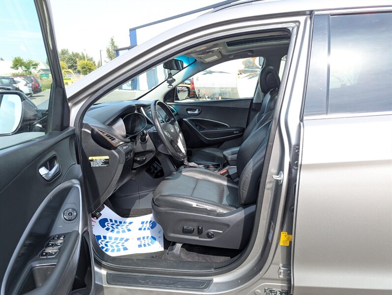 2018 Hyundai SANTA FE Sport 2.4L - Photo 8 - Calgary, AB T2B 2Y9