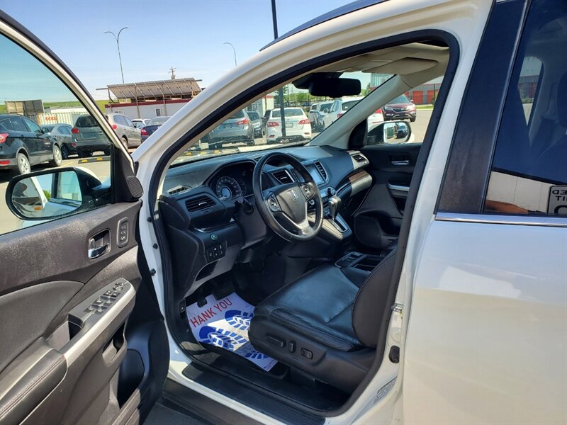 2016 Honda CR-V Touring - Photo 7 - Calgary, AB T2B 2Y9