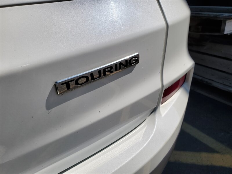 2016 Honda CR-V Touring - Photo 40 - Calgary, AB T2B 2Y9