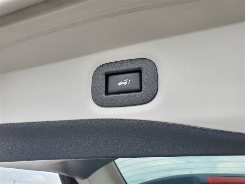 2016 Nissan Rogue SL - Photo 42 - Calgary, AB T2B 2Y9