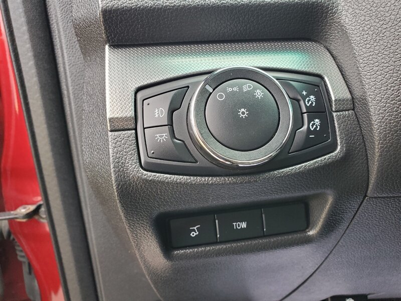 2015 Ford Explorer Sport - Photo 13 - Calgary, AB T2B 2Y9