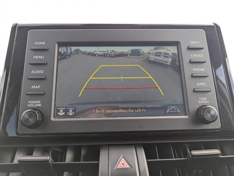 2022 Toyota RAV4 LE - Photo 21 - Calgary, AB T2B 2Y9