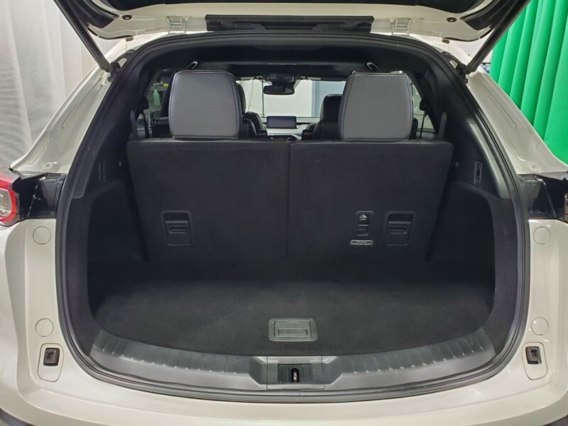 2023 Mazda CX-9 Kuro Edition - Photo 33 - Calgary, AB T2B 2Y9