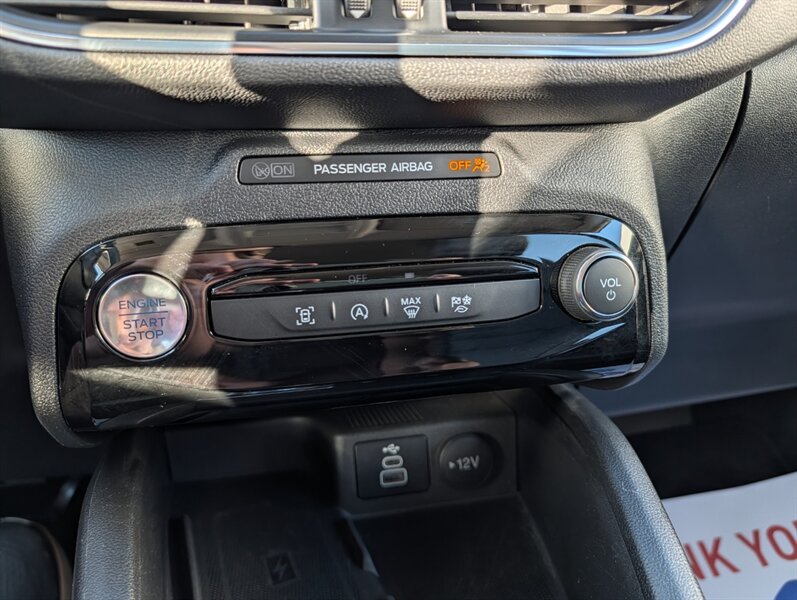 2025 Ford Escape Platinum - Photo 25 - Calgary, AB T2B 2Y9