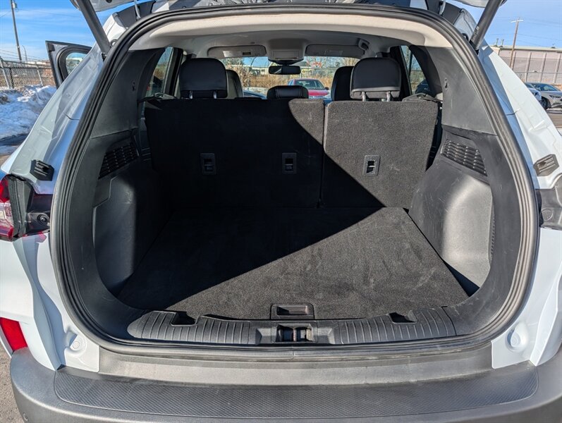 2025 Ford Escape Platinum - Photo 32 - Calgary, AB T2B 2Y9