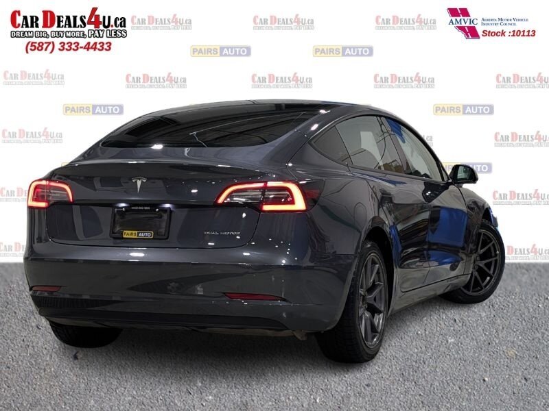 2022 Tesla Model 3 Long Range - Photo 5 - Calgary, AB T2B 2Y9