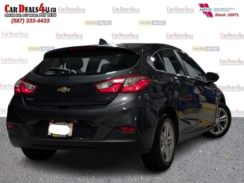 2017 Chevrolet Cruze LT Auto - Photo 5 - Calgary, AB T2B 2Y9