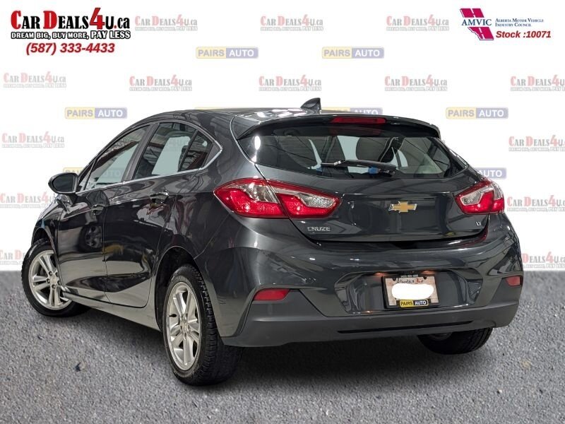 2017 Chevrolet Cruze LT Auto - Photo 3 - Calgary, AB T2B 2Y9