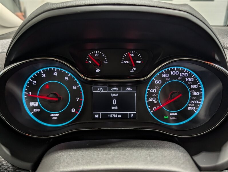 2017 Chevrolet Cruze LT Auto - Photo 18 - Calgary, AB T2B 2Y9