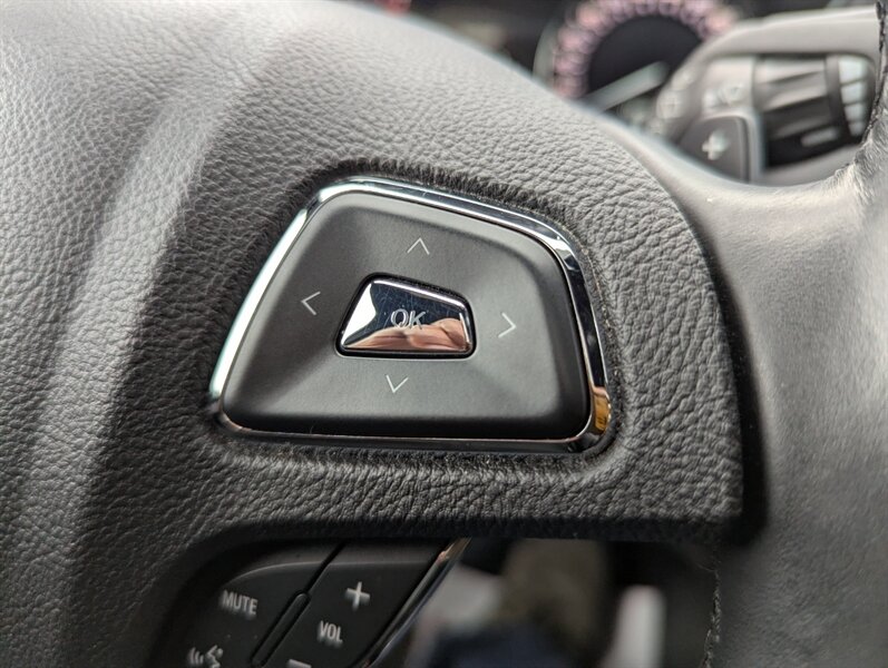 2017 Lincoln MKC Select   - Photo 17 - Calgary, AB T2B 2Y9