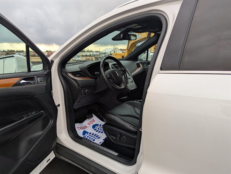 2017 Lincoln MKC Select   - Photo 7 - Calgary, AB T2B 2Y9