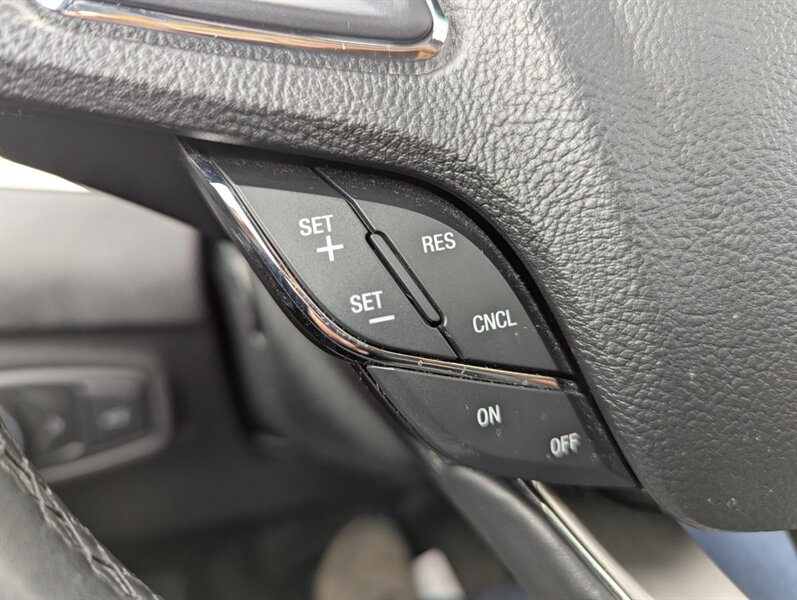 2017 Lincoln MKC Select   - Photo 18 - Calgary, AB T2B 2Y9