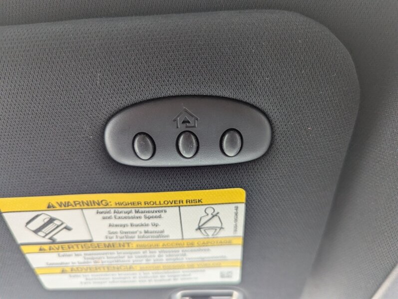 2017 Lincoln MKC Select   - Photo 29 - Calgary, AB T2B 2Y9