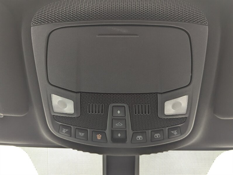 2017 Lincoln MKC Select   - Photo 28 - Calgary, AB T2B 2Y9