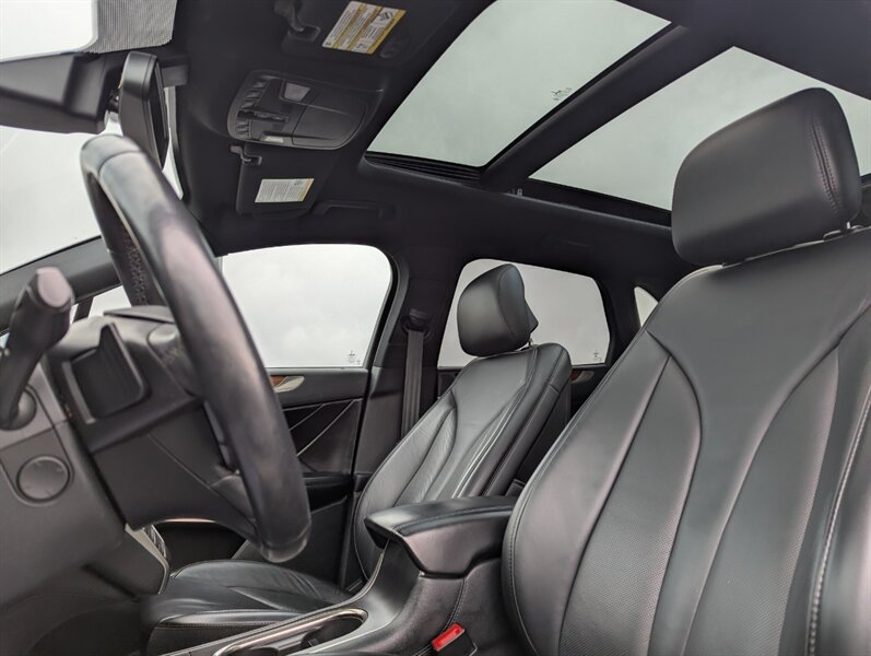 2017 Lincoln MKC Select   - Photo 13 - Calgary, AB T2B 2Y9