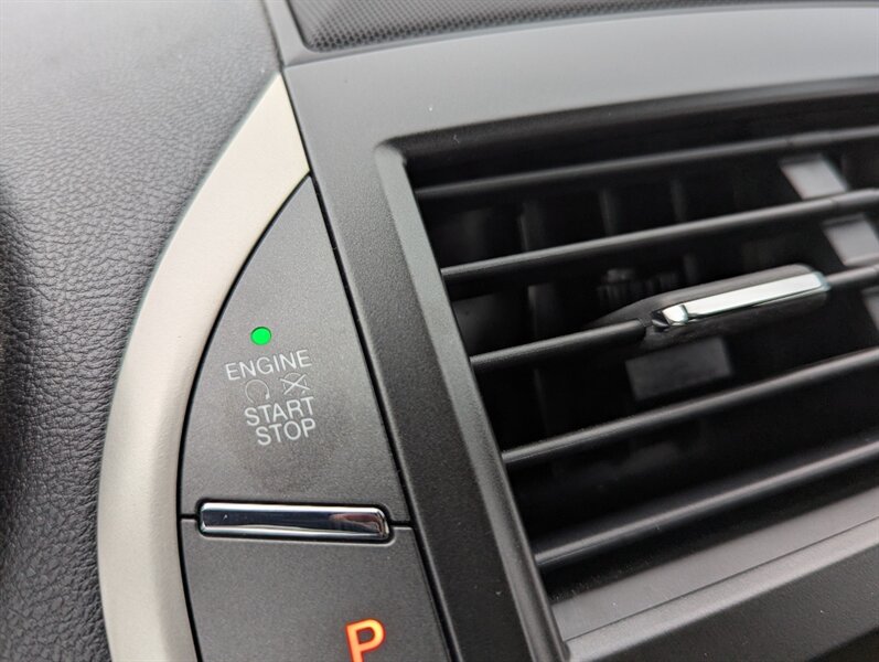 2017 Lincoln MKC Select   - Photo 27 - Calgary, AB T2B 2Y9