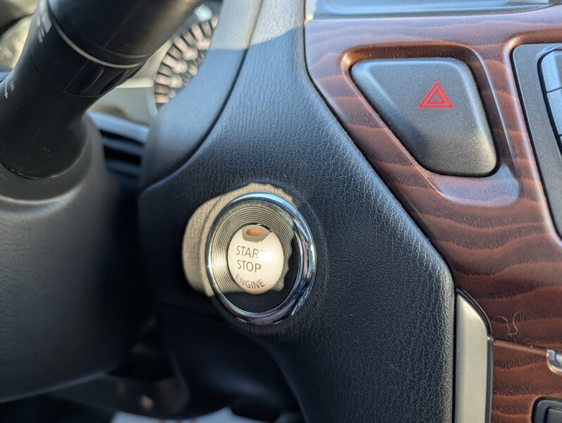 2017 Nissan Pathfinder Platinum - Photo 39 - Calgary, AB T2B 2Y9