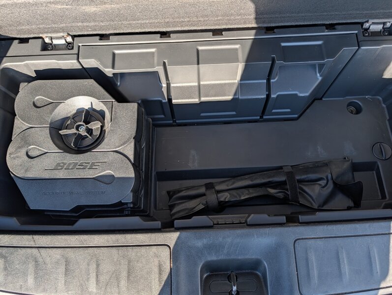 2017 Nissan Pathfinder Platinum - Photo 22 - Calgary, AB T2B 2Y9