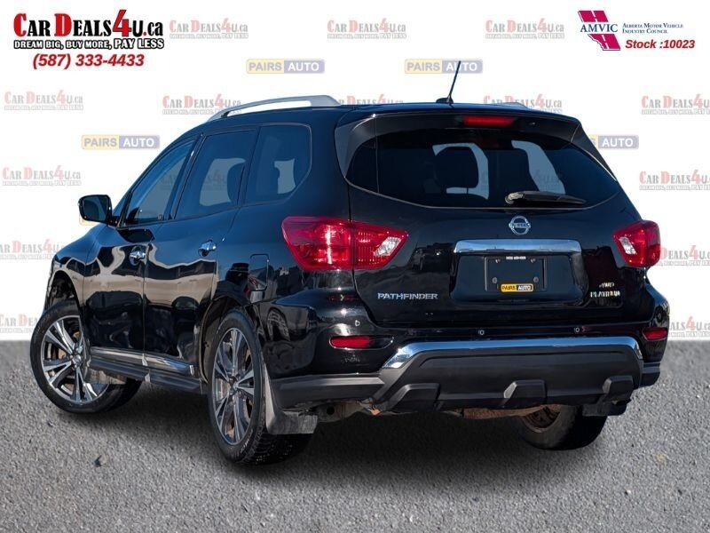 2017 Nissan Pathfinder Platinum - Photo 3 - Calgary, AB T2B 2Y9