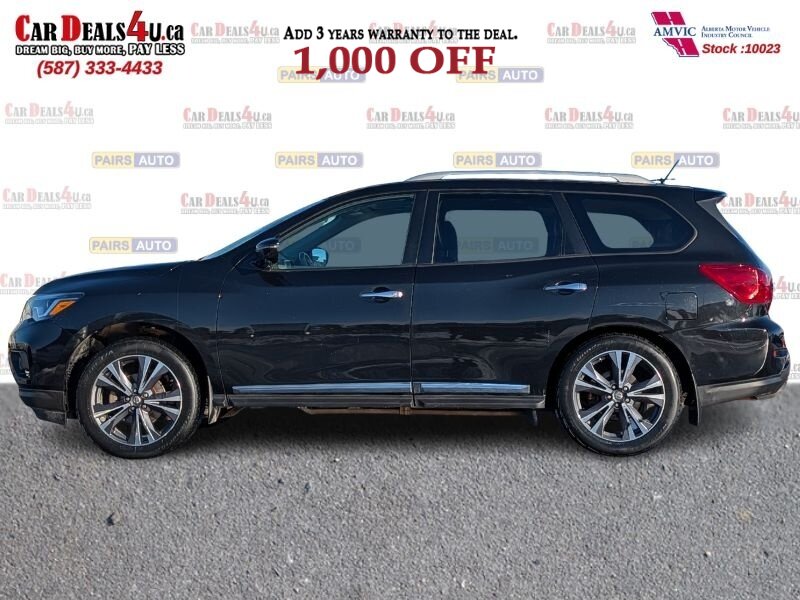 2017 Nissan Pathfinder Platinum  