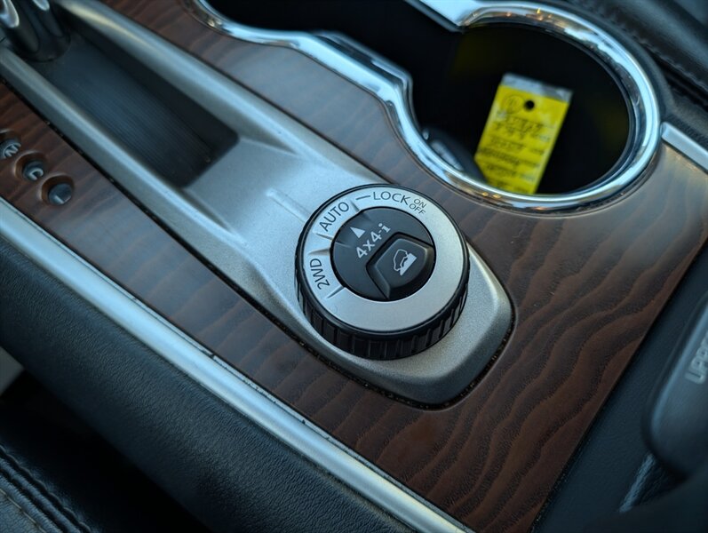 2017 Nissan Pathfinder Platinum - Photo 43 - Calgary, AB T2B 2Y9