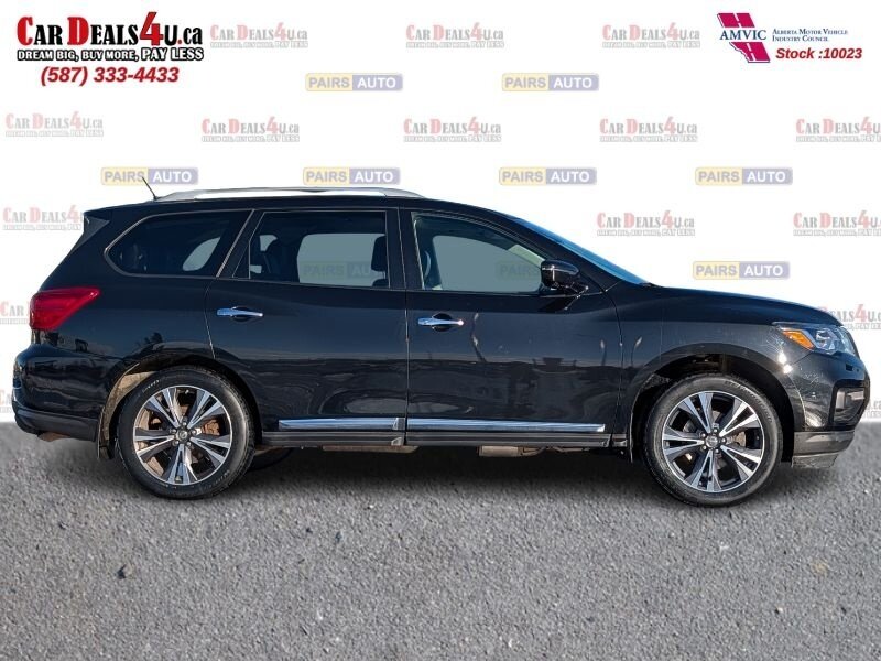 2017 Nissan Pathfinder Platinum - Photo 4 - Calgary, AB T2B 2Y9