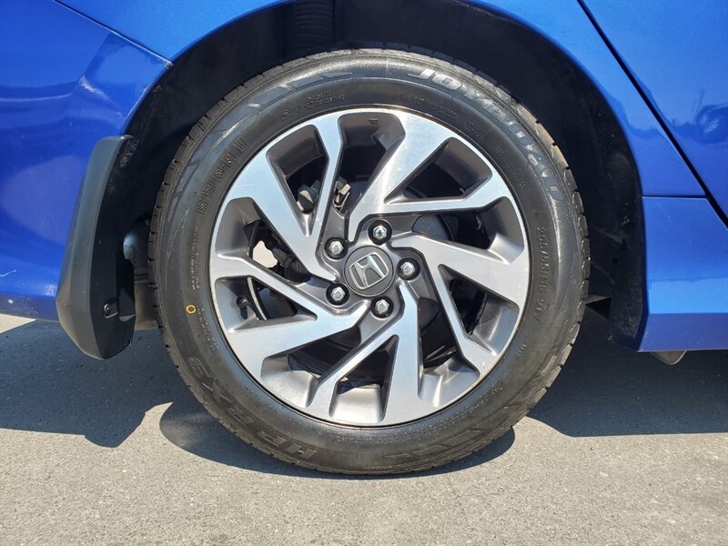 2016 Honda Civic EX - Photo 42 - Calgary, AB T2B 2Y9