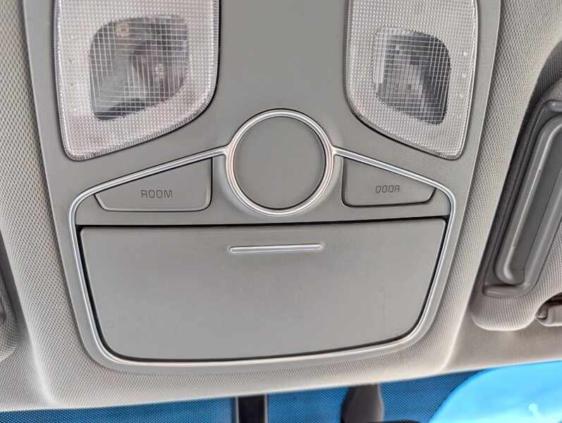 2015 Kia Sorento EX - Photo 33 - Calgary, AB T2B 2Y9