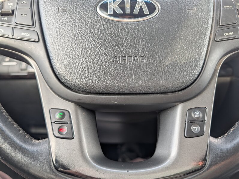 2015 Kia Sorento EX - Photo 16 - Calgary, AB T2B 2Y9
