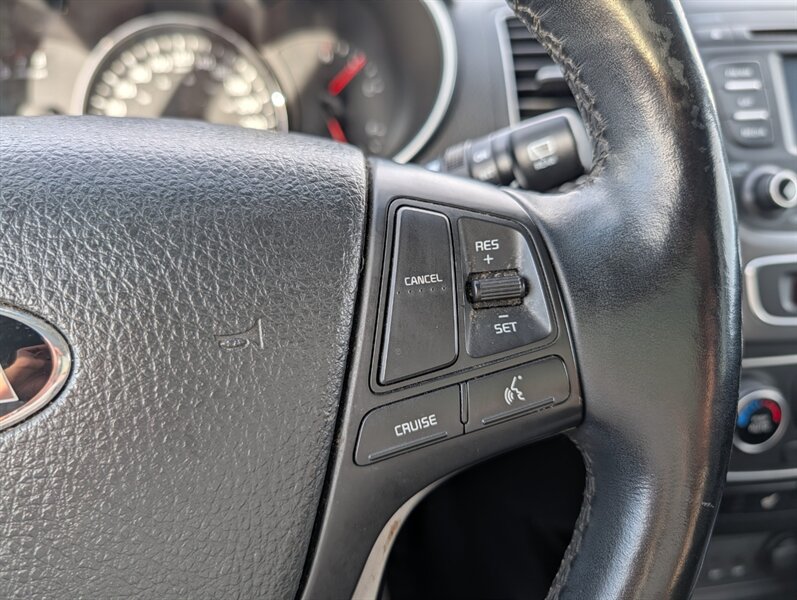 2015 Kia Sorento EX - Photo 18 - Calgary, AB T2B 2Y9